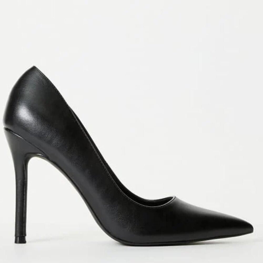 Naimi Pointed Toe Black 4.25" Pump Size 12